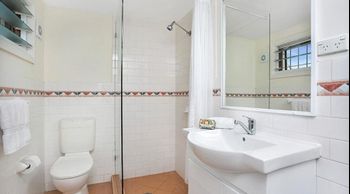 Private 1 Bdr Retreat Annandale ANDLE - Accommodation Brisbane 2