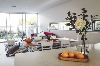 LUXURY 3 BEDROOM APARTMENT SYDNEY - Accommodation Brisbane 0