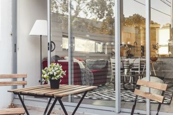 LUXURY 3 BEDROOM APARTMENT SYDNEY - Accommodation Brisbane 2