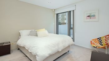 Elegant Elizabeth Bay H374 - Accommodation Brisbane 4