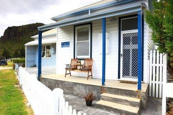 At The Beach Stanley - Accommodation Brisbane 0