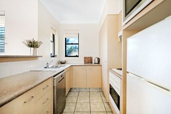 Mermaid By The Sea - Accommodation Brisbane 2