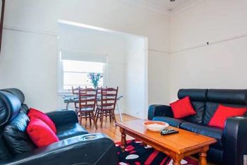 Coogee Apartment - Accommodation Brisbane 2