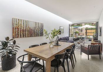 Stunning Executive Home In Glebe - Accommodation Brisbane 0
