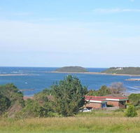 Water View House at Orient Point - Accommodation Brisbane