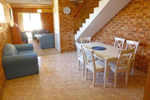 Dolphins Delight At Culburra Beach - Accommodation Brisbane 2