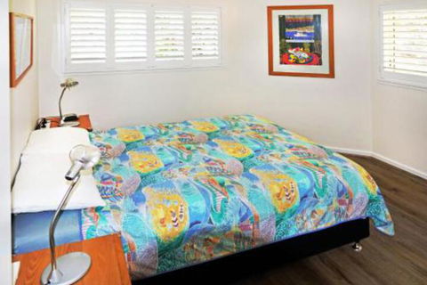 At Cylinder Unit 3 - Accommodation Brisbane 2