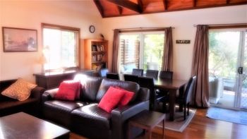 Kookaburra Cottage At Hat Head - Accommodation Brisbane 2
