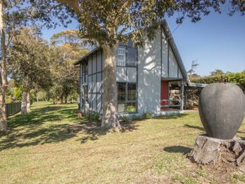 The 5th Green - Accommodation Brisbane 4