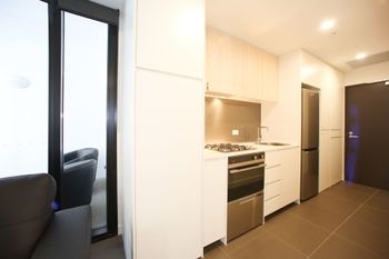 Hotel 75 The Husdon - Accommodation Brisbane 3