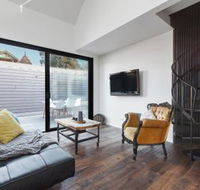 Architects Urban Retreat in Malvern - Accommodation Brisbane