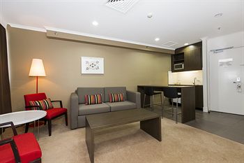 Holiday Inn Townsville - Accommodation Brisbane 1
