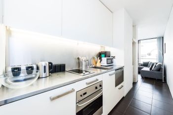 Executive Two Bed Penthouse Studio In The City - Accommodation Brisbane 4