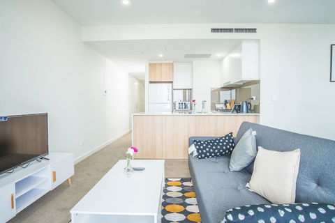 Romantic Fairyland Apartment - Accommodation Brisbane 4