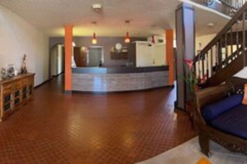Lake Lefroy Motel & Bar - Accommodation Brisbane 2