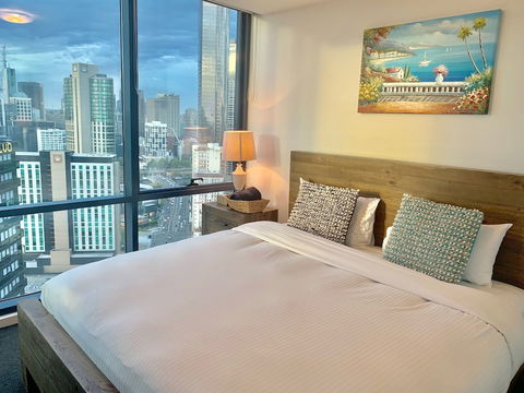 Luxury Apartment With View - Accommodation Brisbane 4