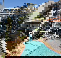 West Beach Lagoon 107 - Accommodation Brisbane