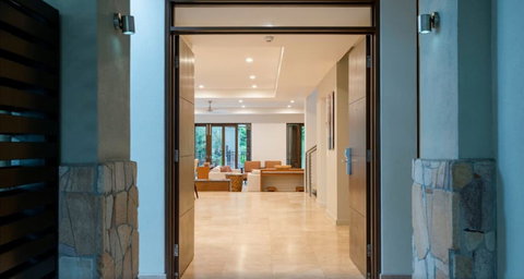 Sea Temple Port Douglas 3 Bedroom Luxury Villa - Accommodation Brisbane 5