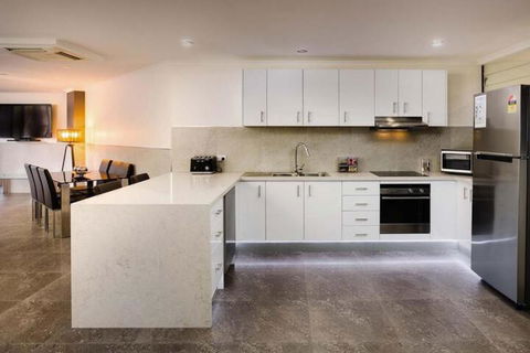 Nautilos On The Harbour - Accommodation Brisbane 4