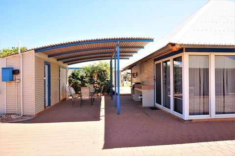 Osprey Holiday Village Unit 123 - Accommodation Brisbane 3