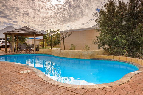 Osprey Holiday Village Unit 123 - Accommodation Brisbane 0