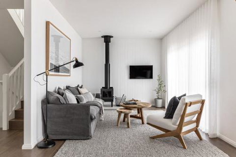 Seaside Escape - Accommodation Brisbane 2