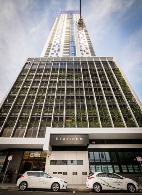 Southbank Platinum Tower Apartment - Accommodation Brisbane 0