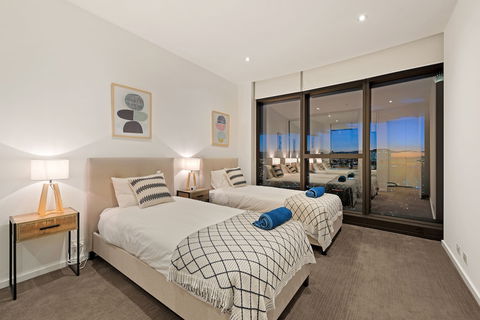 Sanctuary Apartments - Prima Pearl - Accommodation Brisbane 5