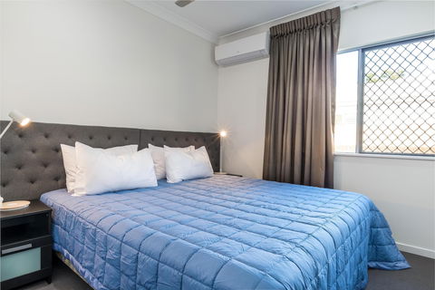 Blue Lagoon Villa B - Accommodation Brisbane 6