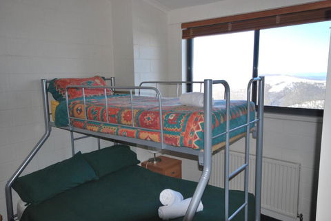 Alpine Heights 04 - Accommodation Brisbane 6