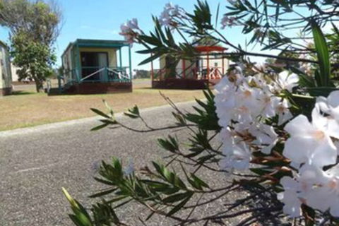 Lanis On The Beach - Old Bar - Accommodation Brisbane 0