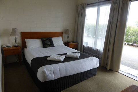 Hilltop Motel - Accommodation Brisbane 4