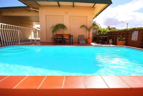 Silver Haven Motor Inn - Accommodation Brisbane 3