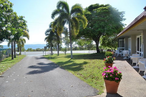 Ocean View Motel Bowen - Accommodation Brisbane 5