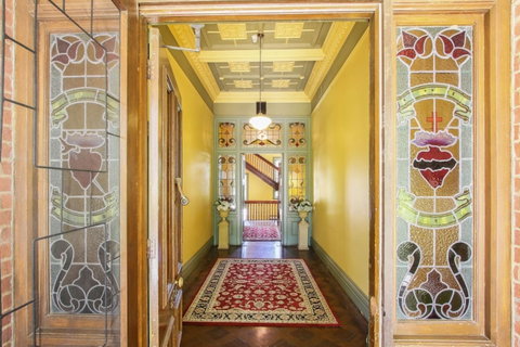 The Priory Beechworth - Accommodation Brisbane 1