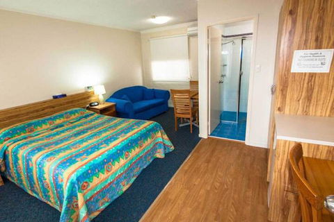 Bay Executive Motel - Accommodation Brisbane 3