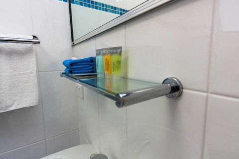 Bay Executive Motel - Accommodation Brisbane 1