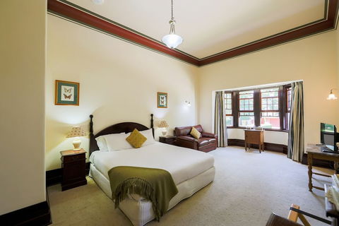 Petersons Armidale Winery & Guesthouse - Accommodation Brisbane 6