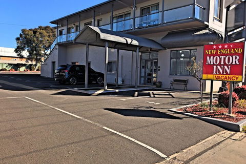 New England Motor Inn - Accommodation Brisbane 6