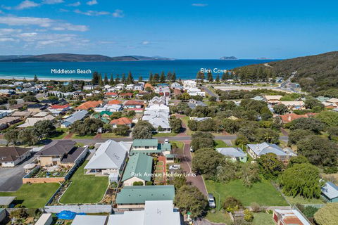Park Avenue Holiday Units - Accommodation Brisbane 1