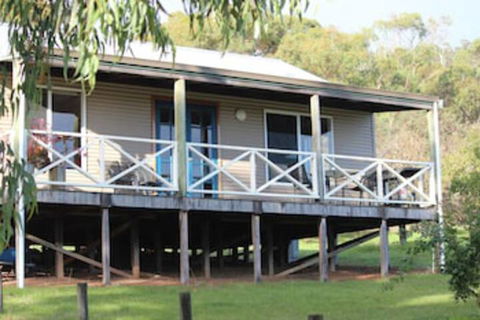 The Sleeping Lady Private Retreat - Accommodation Brisbane 0