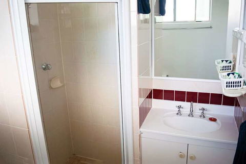 Rest Point Motor Inn - Accommodation Brisbane 6