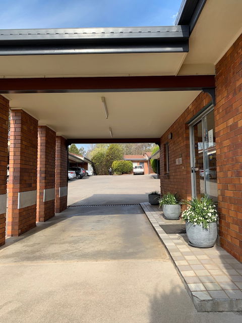 Peter Allen Motor Inn - Accommodation Brisbane 1