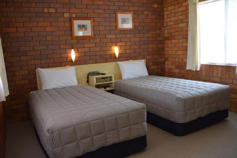 Peter Allen Motor Inn - Accommodation Brisbane 3