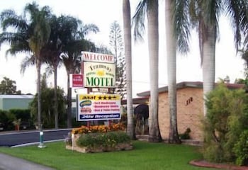 Sarina QLD Accommodation Brisbane