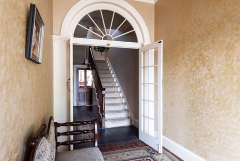 Fitzpatrick's Inn - Accommodation Brisbane 2