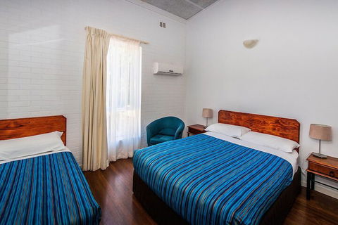 Diggers Tavern - Accommodation Brisbane 4