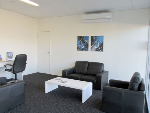 Direct Hotels - Monterey Moranbah - Accommodation Brisbane 4