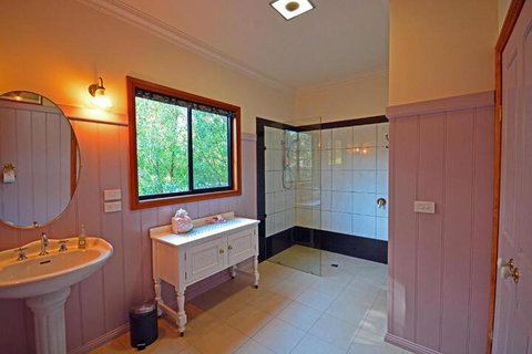 Araluen Park Cottages - Accommodation Brisbane 2