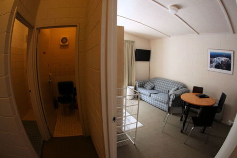 Sugarbush Lodge & Apartments - Accommodation Brisbane 3